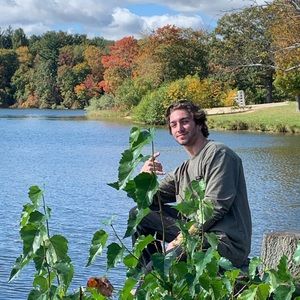 Meet your Posher, Nik